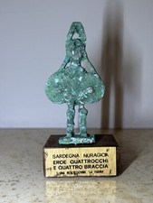 Bronzetto nuragico Sardegna Eroe Quattrocchi e quattro Braccia