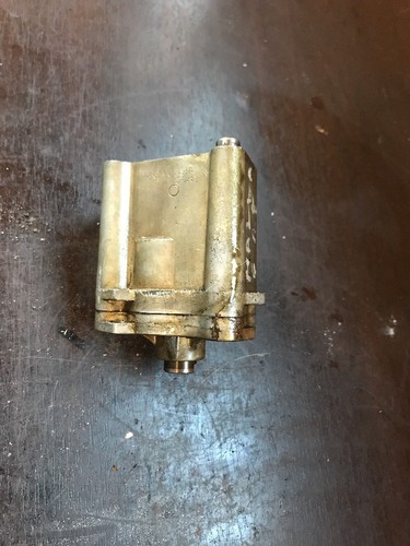 Pompa olio lf0214100 per mazda - lf0214100,
