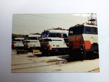 Foto  Locomotive E656/E633  in   deposito-   località sconosciuta