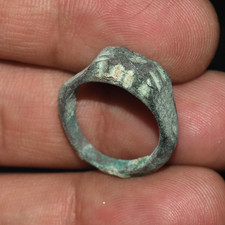 Anello antico romano in bronzo