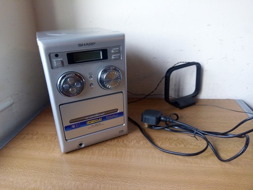 Sharp mp40 radio cassette - a,