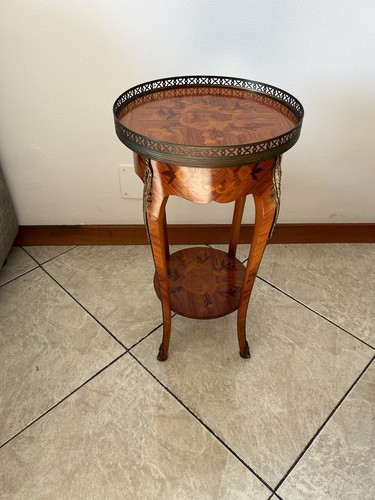 Gueridon tavolino antico stile