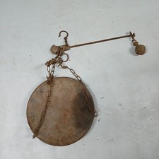 Stadera vecchia in ferro antica bilancia con beccuccio in ferro e ottone
