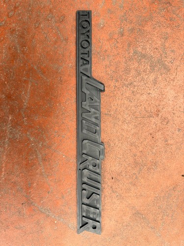 Logo land cruiser - land,