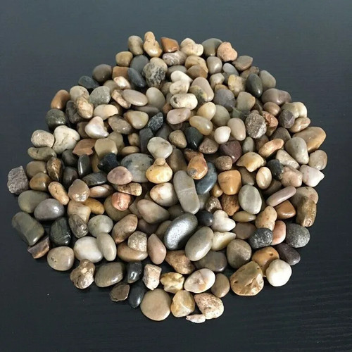 Piccoli ciottoli fiume - ciottoli, di