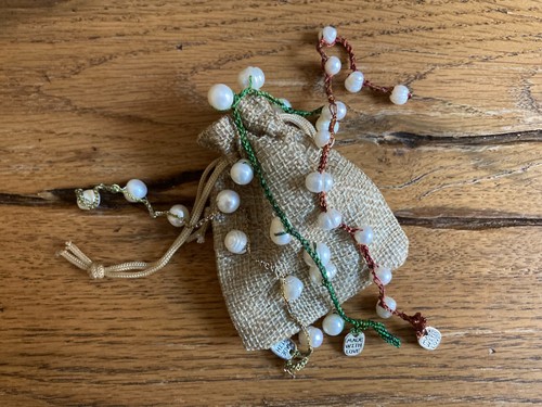 Bracciali all uncinetto con - bracciali, all'uncinetto