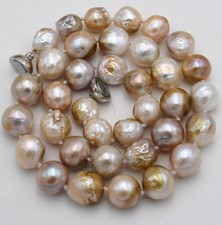 Enorme collana di perle Edison