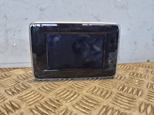 MERCEDES B200 DISPLAY