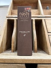 Nashi Argan Uomo shaving clay