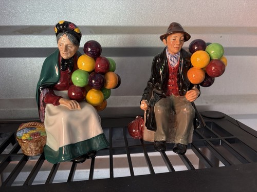 Vintage royal doulton street - royal,