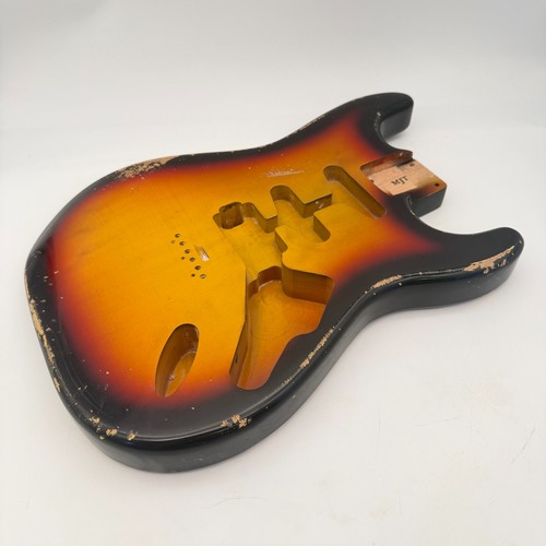 Corpo mjt stratocaster alder - corpo,