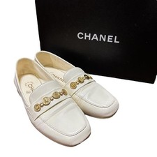 Mocassini Chanel Coin Lamb Shoes Coco Mark avorio taglia 36 US circa 6 da donna