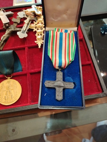 Medaglia croce vittorio - croce,