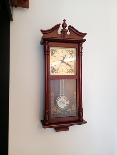 Clock not works emperor - clock, works!