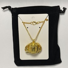 Collana con ciondolo