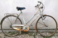 STUPENDA BICICLETTA DA DONNA ANNI 60 MARCA LEGNANO CON FREGIO - STEMMA ORIGINALE