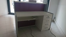 bancone reception usato dimensioni 150+117x80.  