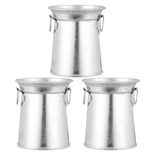 Vaso da fiori vintage in ferro