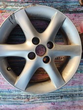  CERCHIO IN LEGA TOYOTA YARIS COROLLA I20 RIO DA 15" 30 EURO 