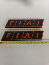 coppia di scritte targhette vintage in plastica per trattore Fiat