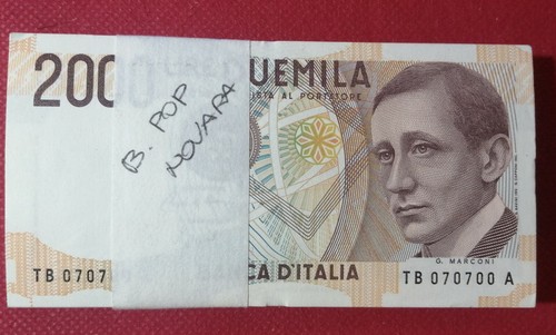 Mazzetta 100 banconote - mazzetta, da