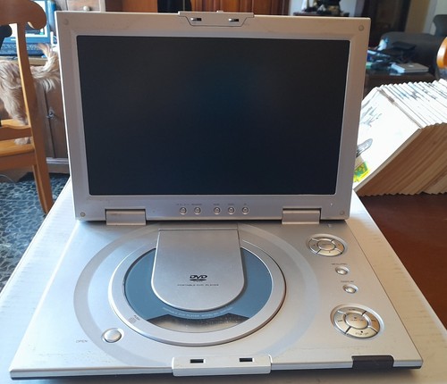Boghe portable dvd player - boghe,