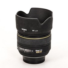 Obiettivo Sigma EX 30mm/1.4 DC
