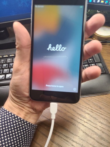Apple iphone plus gb - -,