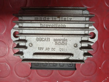 REGOLATORE DI TENSIONE DUCATI PIAGGIO VESPA PX 125 150 CATALIZED VEDI FOTO