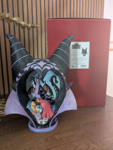 True loves kiss - kiss, maleficent