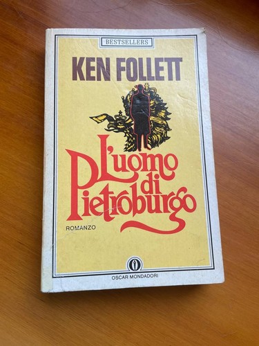 Uomo pietroburgo ken - pietroburgo,