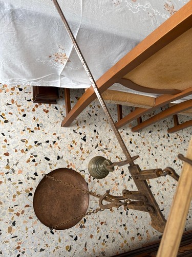 Antica bilancia stadera con - bilancia,