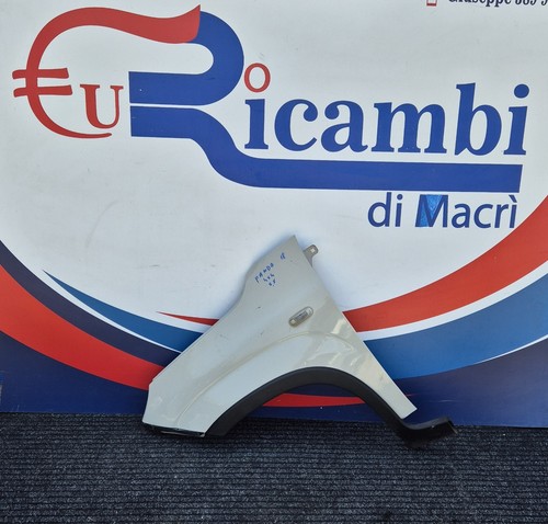 Parafango anteriore sinistro - anteriore,