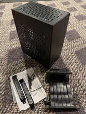 Custodia PC nera SKTC A07 SFF