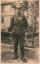 Soldato tedesco con medagliere