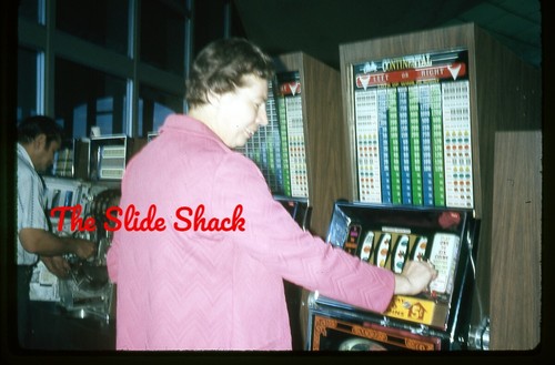 Woman playing reel bally - woman, 4