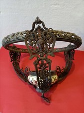 Bella antica lampada ad olio a