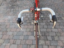 bici da corsa usata per una persona da 170 a 185 cm. Cambi a manubrio.