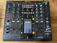Pioneer DJM 2000 Con Decksaver