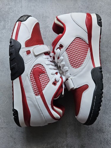 Sample nike air trainer - nike,