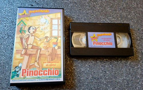 Burattino nome pinocchio - un,