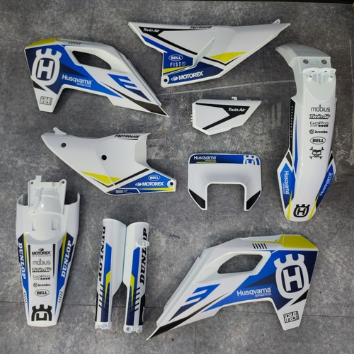 Plastiche grafica husqvarna - plastiche,