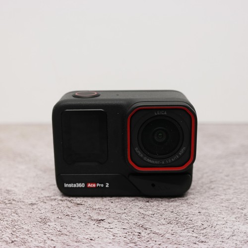 Insta360 ace pro - pro, action