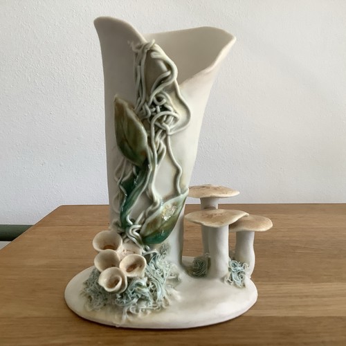 Vaso funghi fiori - , scolpiti