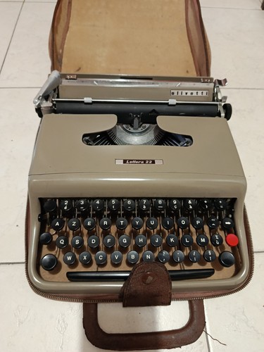 Macchina scrivere olivetti - macchina, da