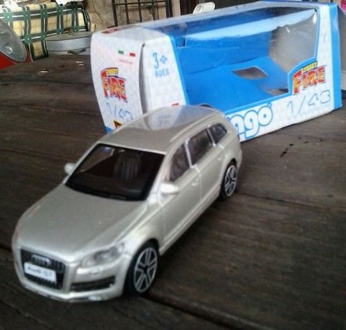 Audi suv silver - silver, burago