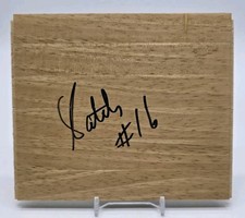 Boston Celtics NBA Legend TOM SATCH SANDERS #16 parquet firmato pavimento corte