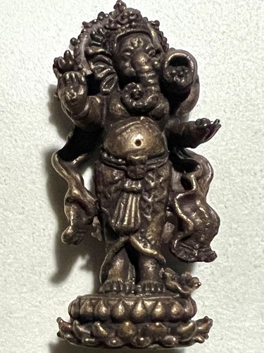 Phra phikanet phikanesuan - phra, lp