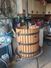 Torchio per uva - per,