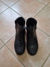 STIVALETTI IN PELLE NERA